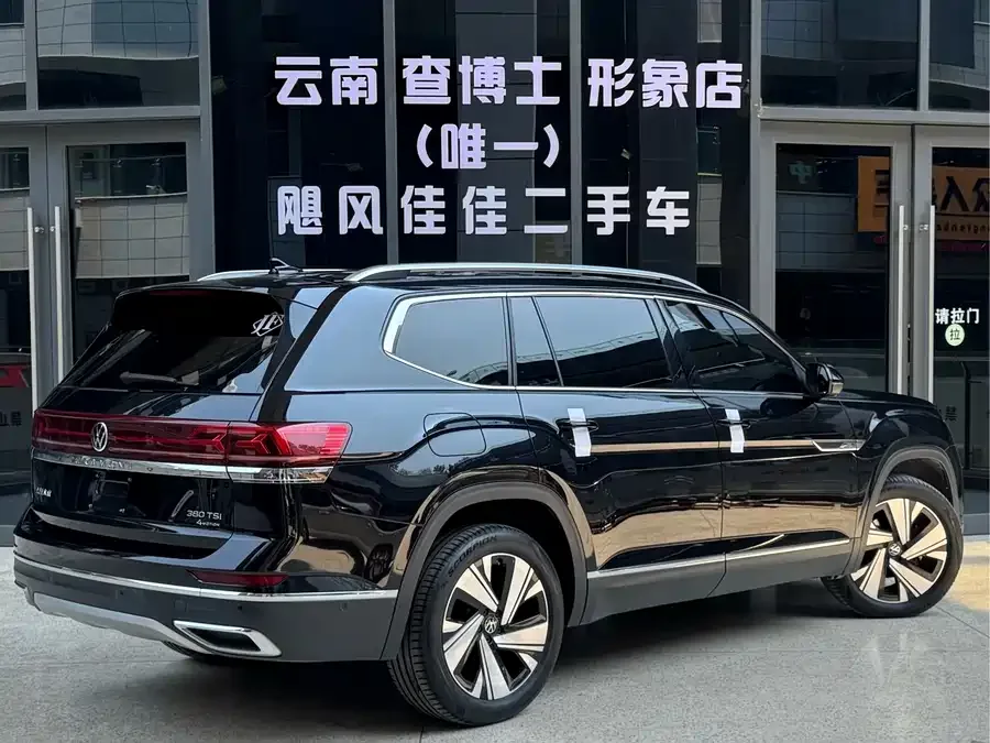 Volkswagen Teramont 2022 Touron 380TSI 4WD Luxury Edition 2022 — миниатюра 3