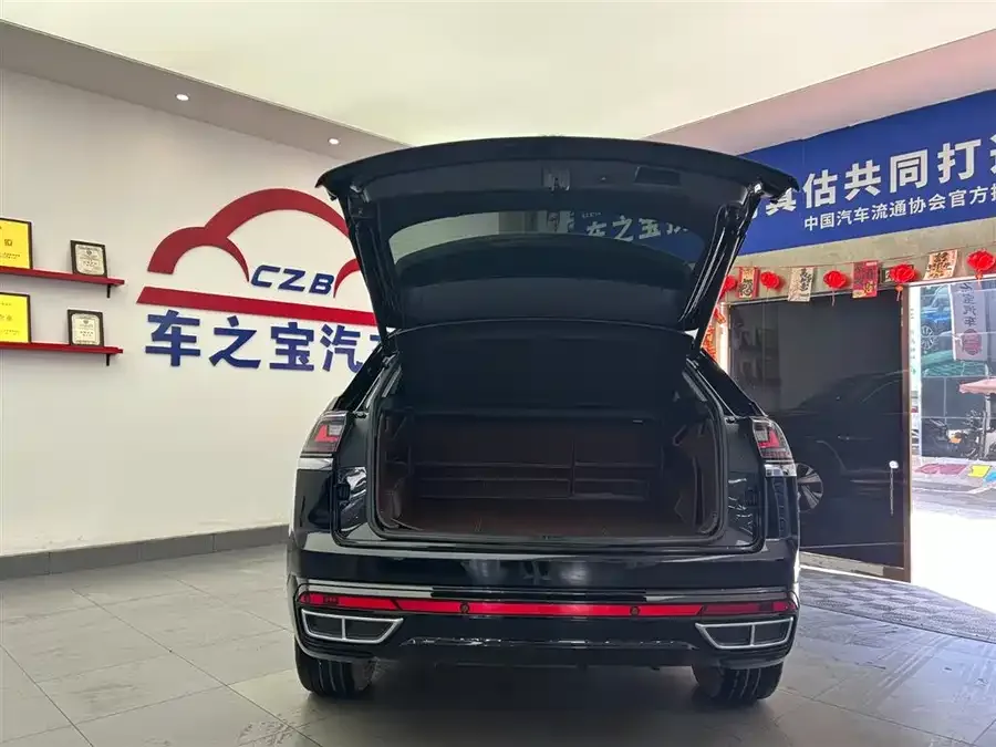 Volkswagen Teramont 2024 Touron Touron X 380TSI 4WD Luxury Edition 2024 — миниатюра 3