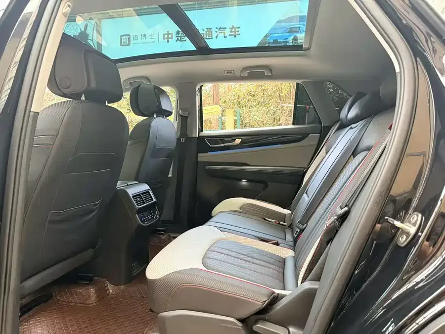 Volkswagen Teramont 2024 Touron Touron X 380TSI 4WD Luxury Edition 2024 — миниатюра 5