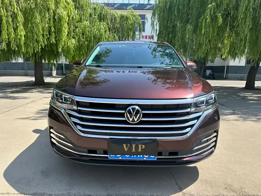 Volkswagen Viloran Weiran 2020 330TSI Business Edition 2022 — фото 1, купить с доставкой в Москву