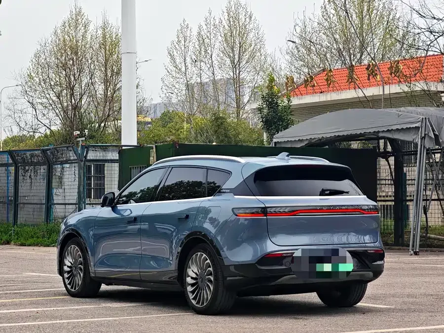 Voyah Lantu FREE Lantu FREE 2021 four-wheel drive standard extended range exclusive luxury package 2022 — миниатюра 3