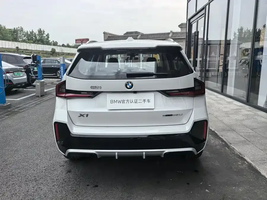 BMW X1 2025 sDrive25Li M Sport Package 2025 — миниатюра 2