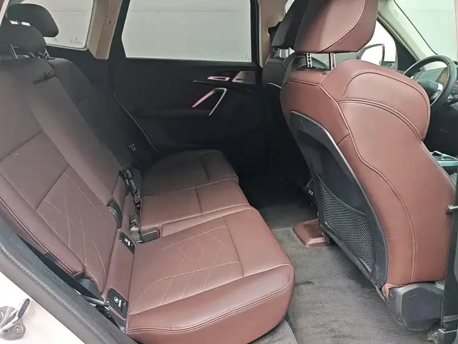 BMW X1 2025 sDrive25Li X Design Package 2025 — миниатюра 4