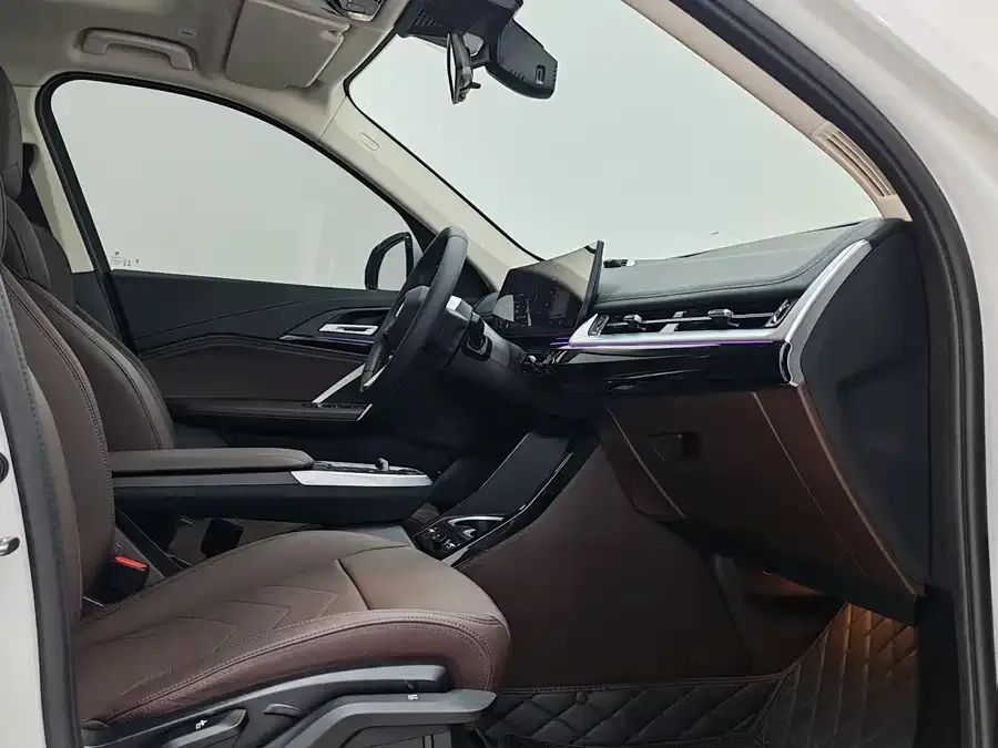 BMW X1 2024 sDrive20Li X Design Package 2024 — миниатюра 3