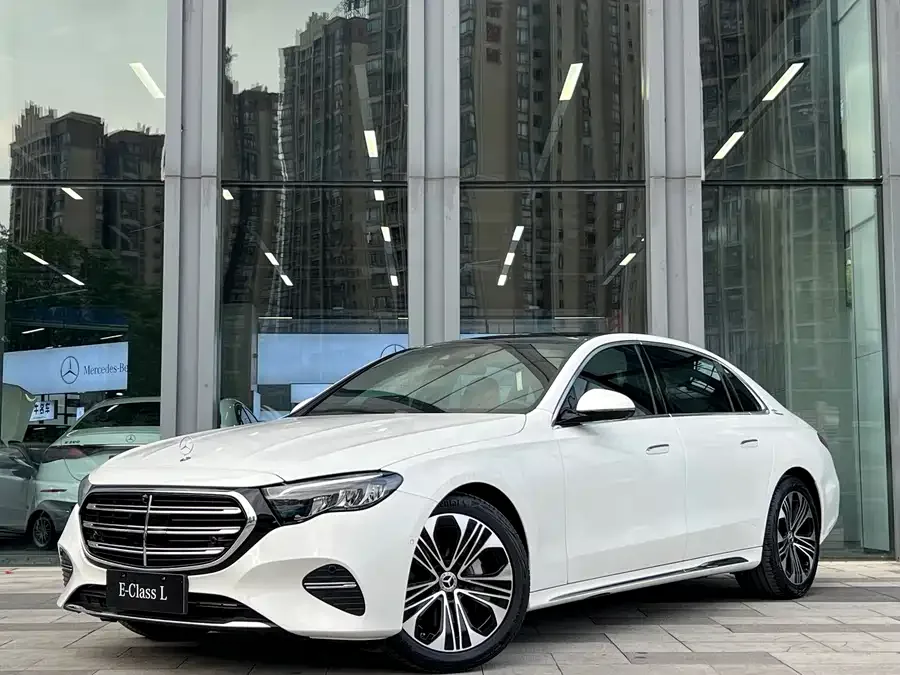 Mercedes-Benz E-Class 2025