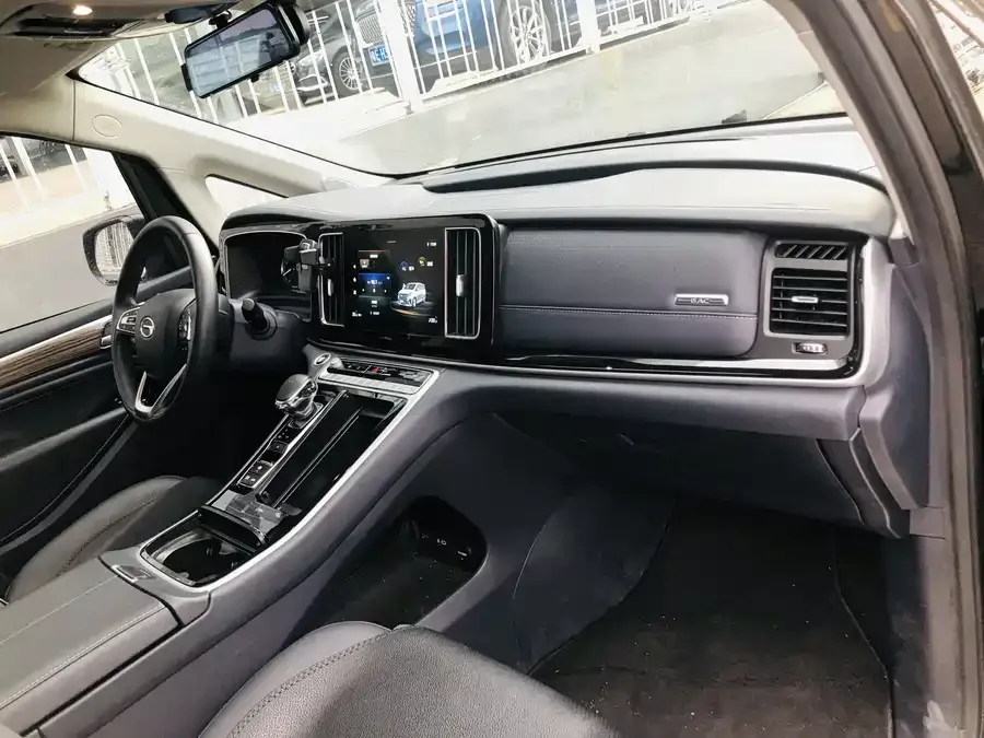 GAC Trumpchi M8 Trumpchi M8 2023 Lingxiu Series 390T Exclusive Edition 2023 — миниатюра 4