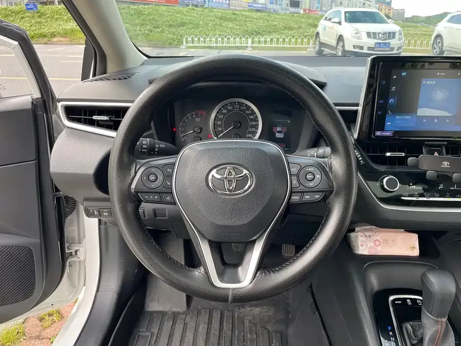 Toyota Corolla Corolla 2021 1.2T S-CVT Elite PLUS Edition 2023 — миниатюра 3