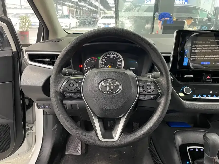 Toyota Corolla Corolla 2021 1.2T S-CVT Elite PLUS Edition 2023 — миниатюра 3