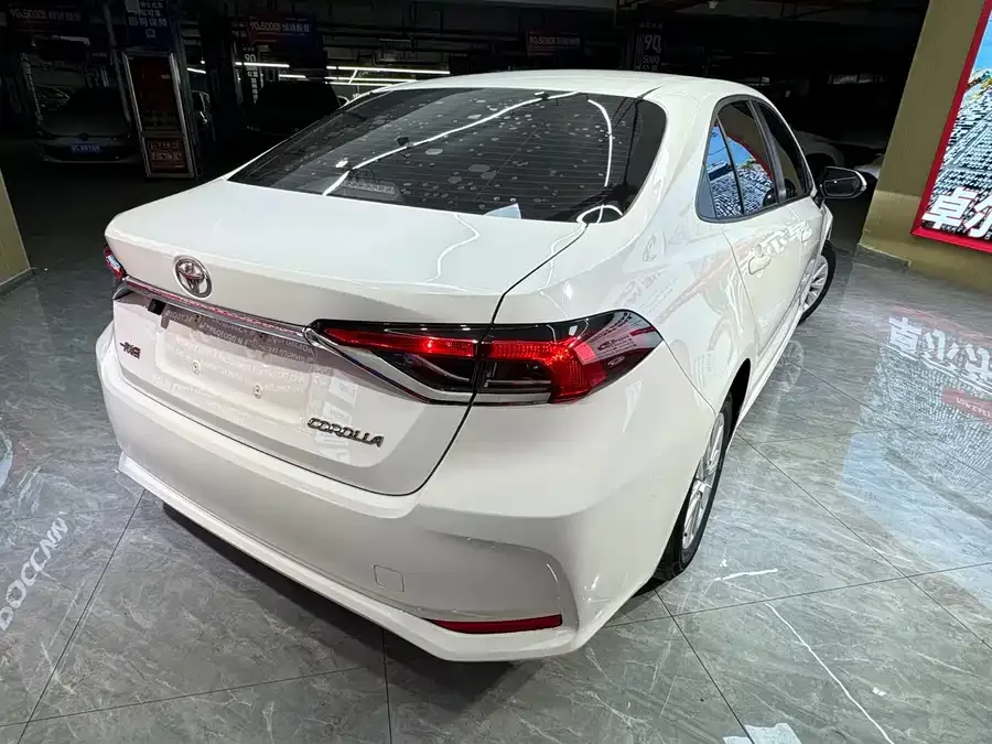 Toyota Corolla Corolla 2021 TNGA 1.5L CVT Elite Edition 2022 — миниатюра 2
