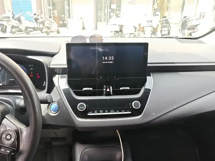 Toyota Corolla Corolla 2023 1.8L Intelligent Electric Hybrid Dual Engine Elite Edition 2023 — миниатюра 4