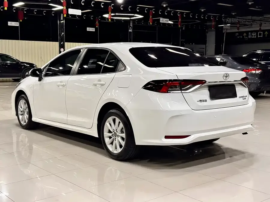 Toyota Corolla Corolla 2023 1.2T Elite Edition 2023 — миниатюра 3