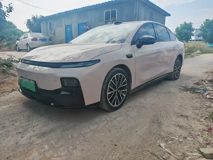 Leapmotor B01 2025
