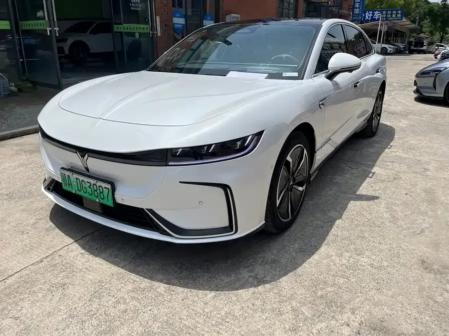 Voyah Lantu light chasing 2023