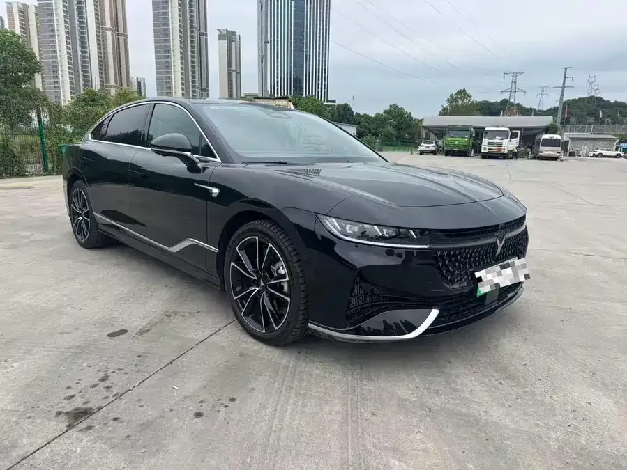 Voyah Lantu light chasing VOYAH 2024 PHEV 4WD Ultra-Long-Range Flagship Edition 2024 — миниатюра 3