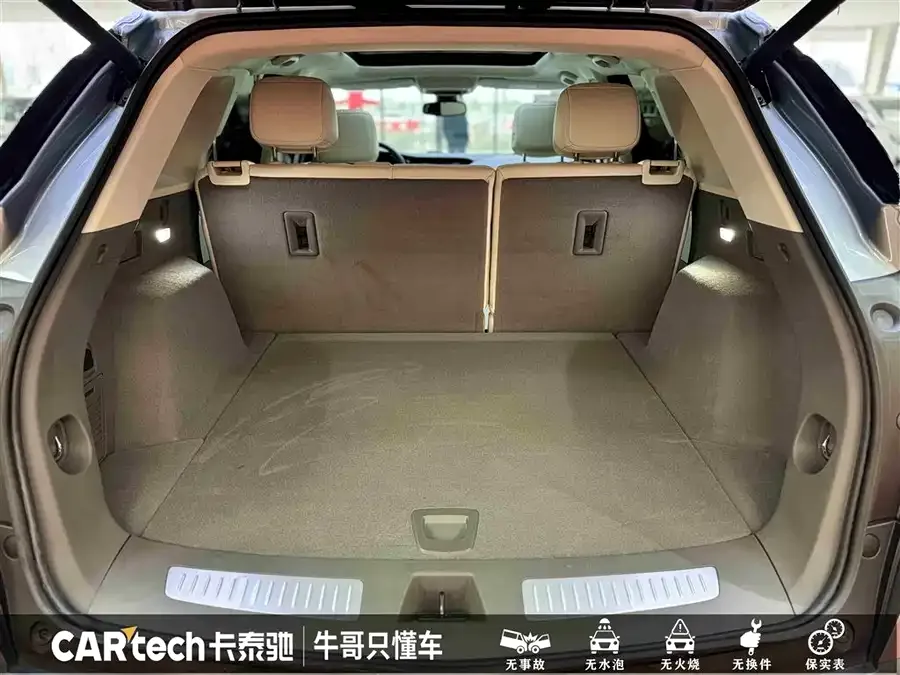 Cadillac XT5 2022 2.0T 4WD Luxury Edition (Hummingbird Edition) 2023 — миниатюра 4