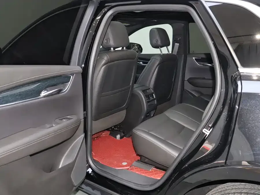 Cadillac XT5 2022 2.0T two-wheel drive fashion model 2024 — миниатюра 5