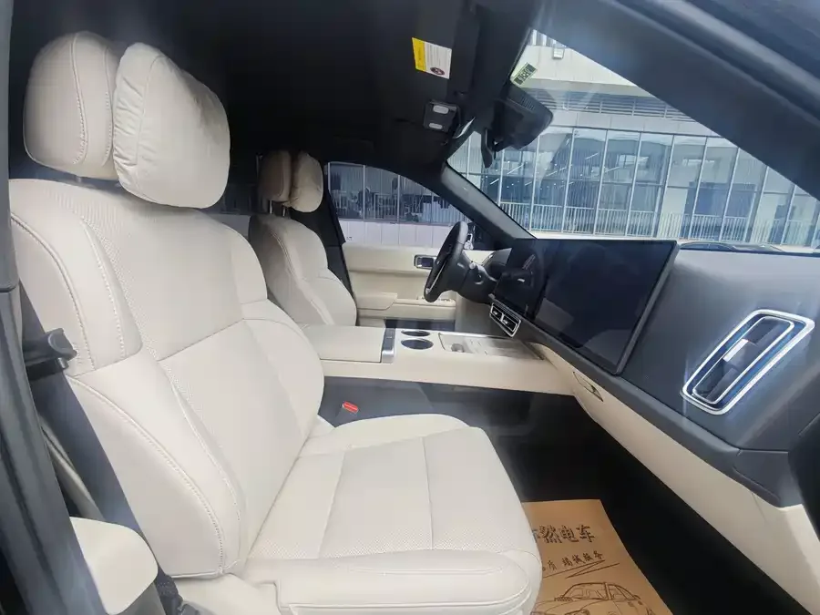 Li Xiang L7 Ideal L7 2025 Max Smart Renewal Edition 2025 — миниатюра 2