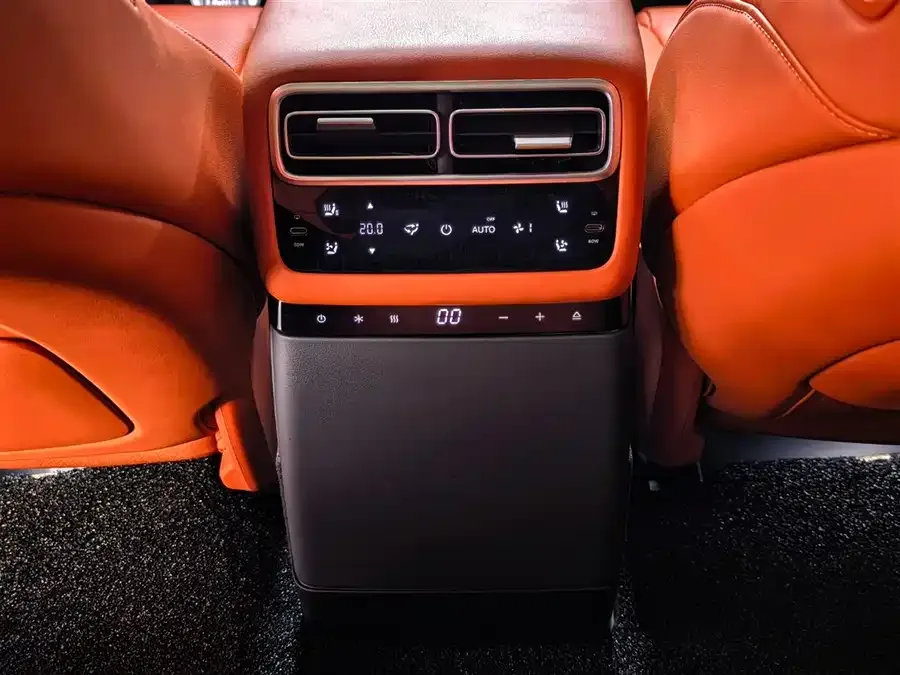 Li Xiang L7 Ideal L7 2024 MAX 2025 — миниатюра 5