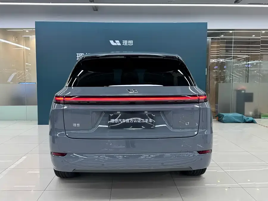 Li Xiang L7 Ideal L7 2025 Max Smart Renewal Edition 2025 — миниатюра 4