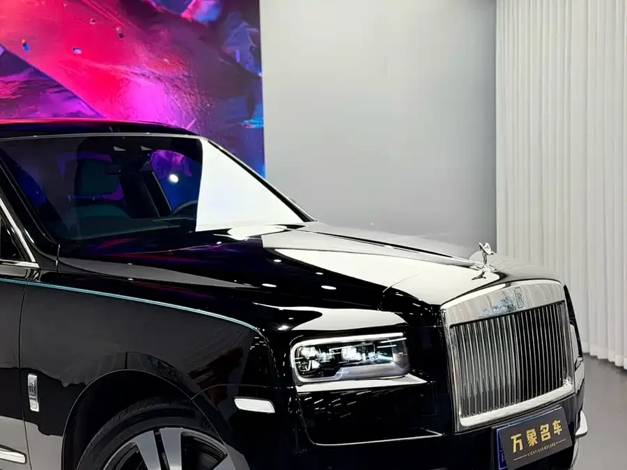 Rolls-Royce Cullinan Cullinan 2024 four-seat version 2023 — миниатюра 3