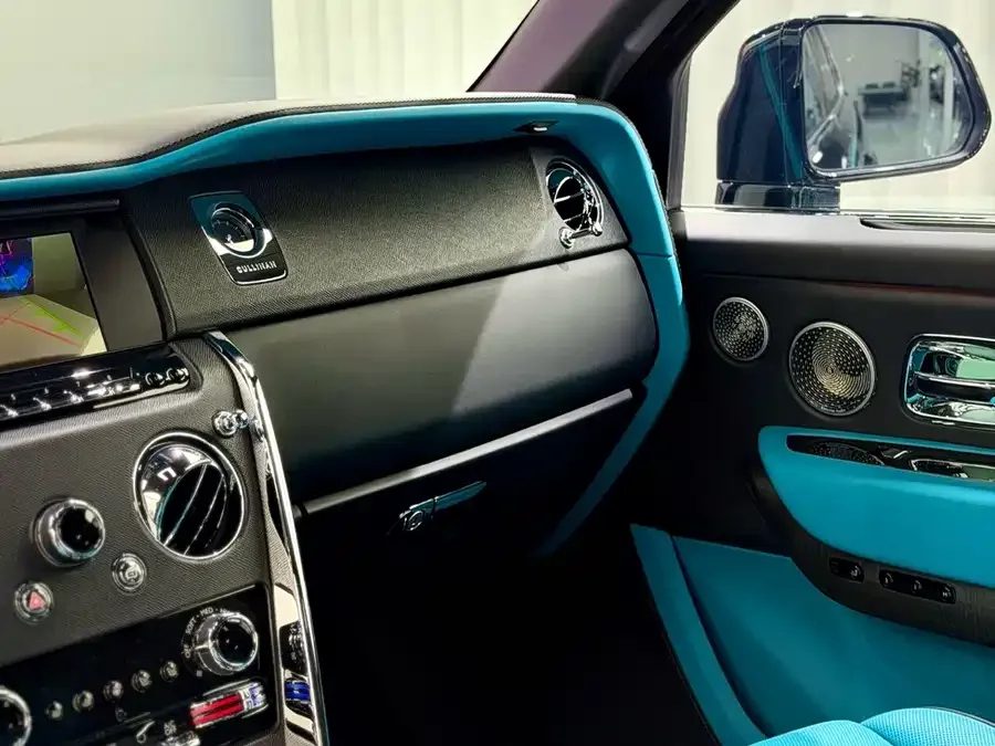 Rolls-Royce Cullinan Cullinan 2024 four-seat version 2023 — миниатюра 5