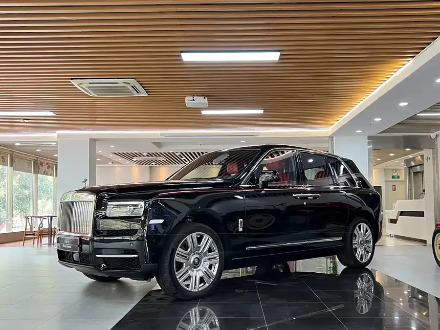 Rolls-Royce Cullinan 2025