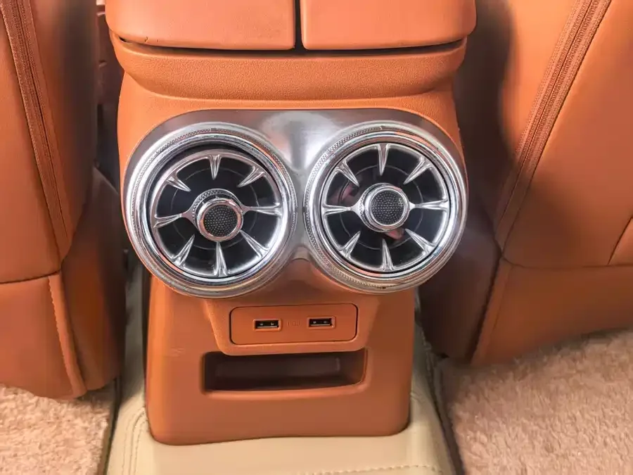 ORA lightning cat Euler Lightning Cat 2022 555km Premium Edition 2023 — миниатюра 2