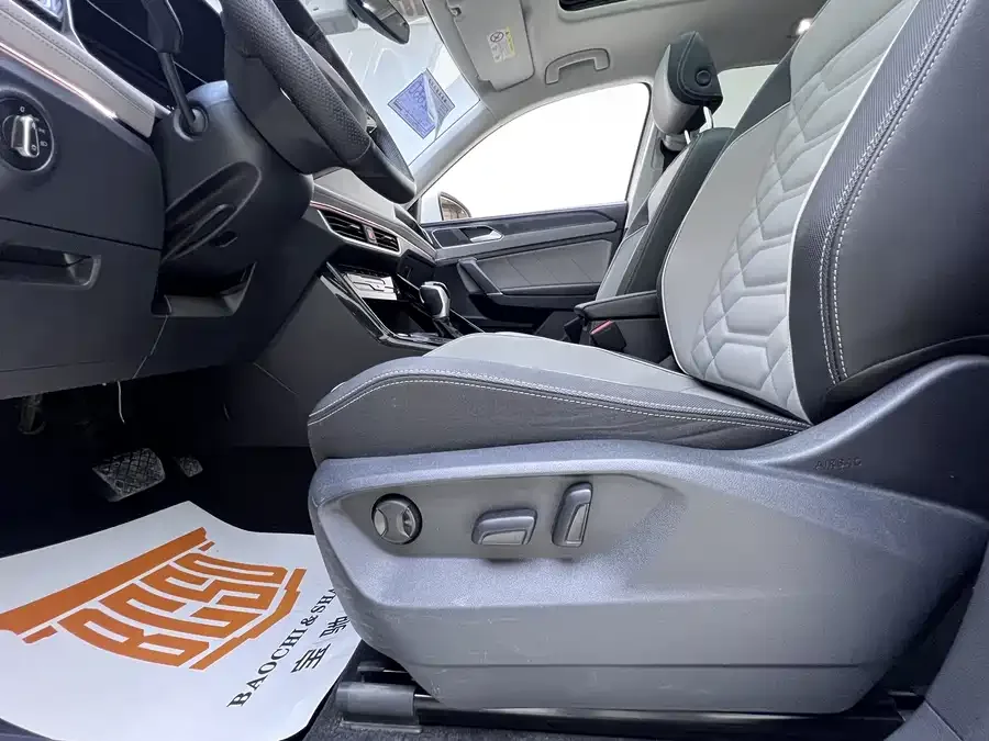 Volkswagen Tayron Tanyue 2023 280TSI 2WD Luxury Plus Advanced Edition 2022 — миниатюра 5