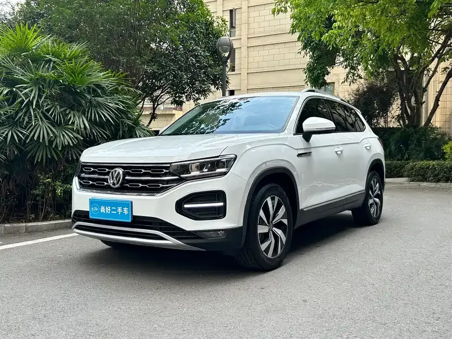 Volkswagen Tayron Tanyue 2022 330TSI two-wheel drive luxury smart connected version Plus 2022 — фото 1, купить с доставкой в Москву