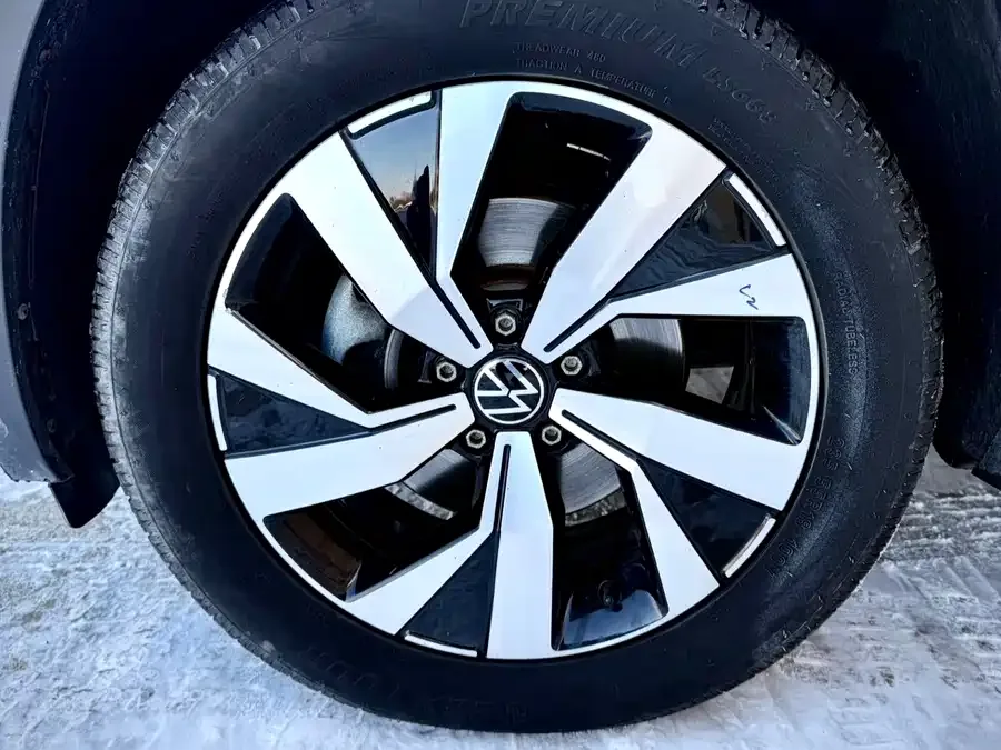 Volkswagen Tayron Tanyue 2021 280TSI 2WD Luxury Smart Edition 2022 — миниатюра 3