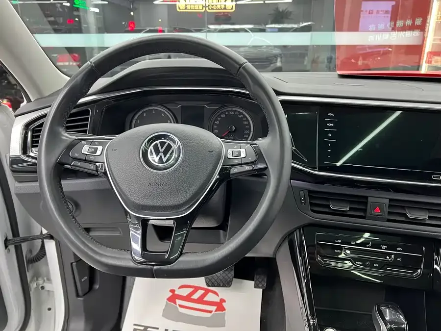 Volkswagen Tayron Tanyue 2021 330TSI 2WD 3rd Anniversary Limited Edition 2022 — миниатюра 3