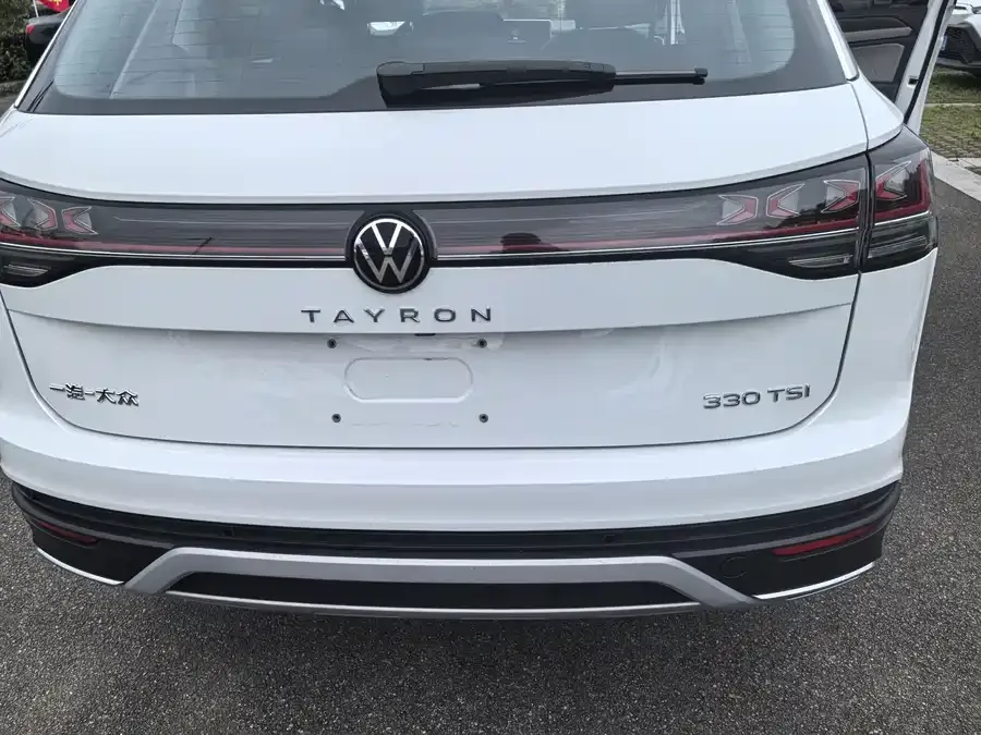 Volkswagen Tayron Tanyue 2023 330TSI 2WD Luxury Plus Advanced Edition 2023 — миниатюра 5
