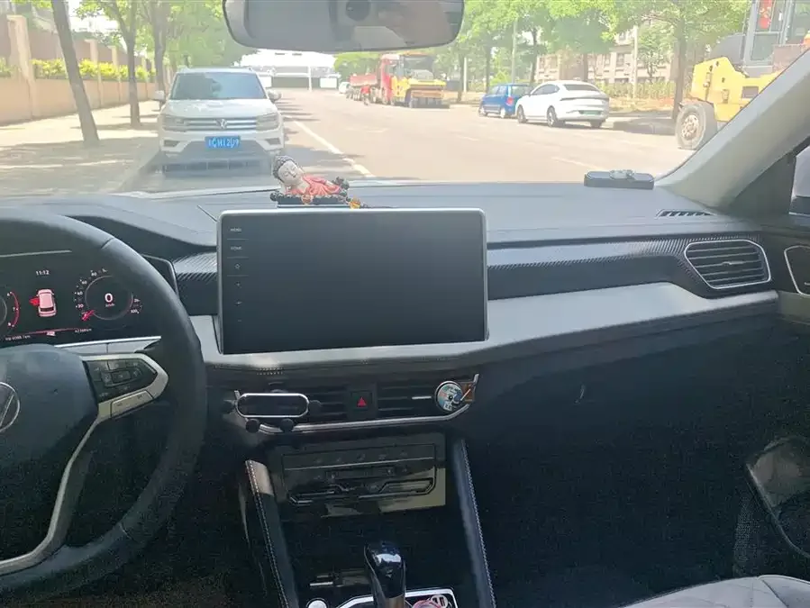 Volkswagen Tayron Tanyue 2023 330TSI 2WD Luxury Plus Advanced Edition 2022 — миниатюра 4