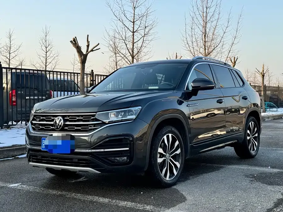 Volkswagen Tayron Tanyue 2022 380TSI four-wheel drive R-Line intelligent version 2022 — фото 1, купить с доставкой в Москву