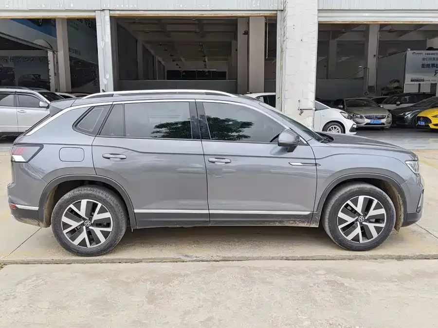 Volkswagen Tayron Tanyue 2023 300TSI 2WD Luxury Plus Advanced Edition 2023 — миниатюра 2