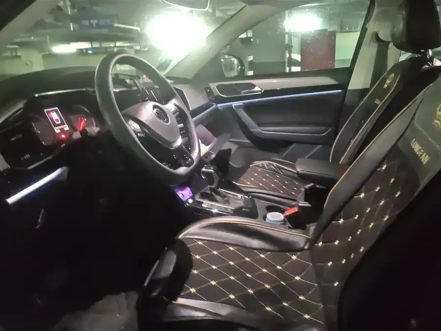 Volkswagen Tayron Tanyue 2022 280TSI 2WD Luxury Smart Edition 2022 — миниатюра 3