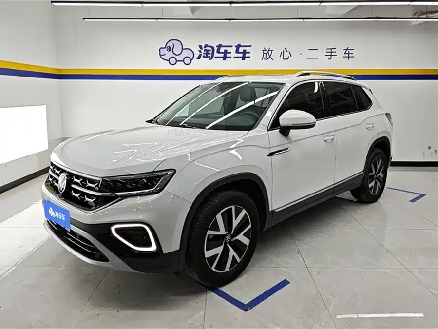 Volkswagen Tayron Tanyue 2024 330TSI 2WD Luxury Plus Advanced Edition 2024 — фото 1, купить с доставкой в Москву