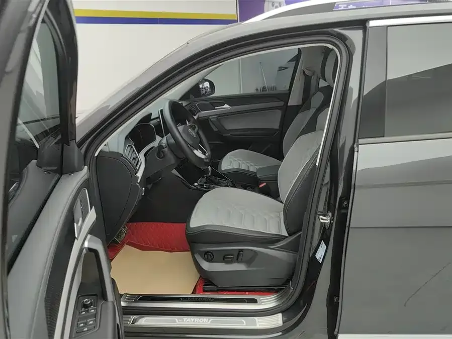 Volkswagen Tayron Tanyue 2024 330TSI 2WD Luxury Plus Advanced Edition 2024 — миниатюра 3