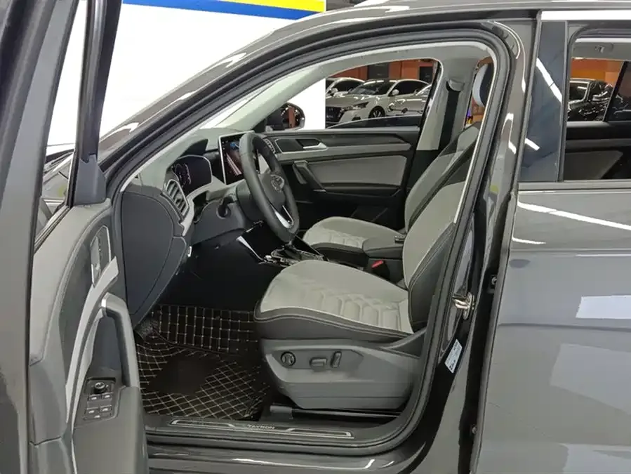 Volkswagen Tayron Tanyue 2024 330TSI 2WD Luxury Plus Advanced Edition 2024 — миниатюра 3