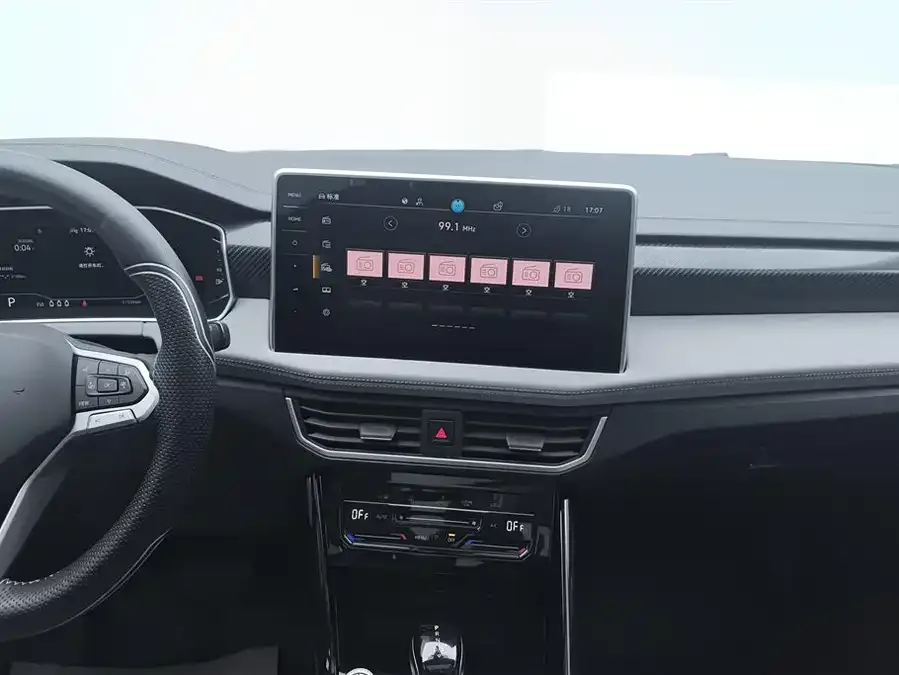 Volkswagen Tayron Tanyue 2023 330TSI 2WD Luxury Plus Advanced Edition 2023 — миниатюра 4