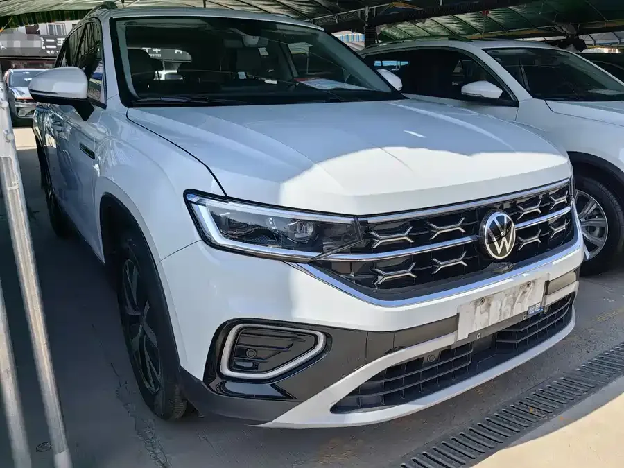 Volkswagen Tayron Tanyue 2023 330TSI 2WD Luxury Plus Advanced Edition 2023 — миниатюра 4