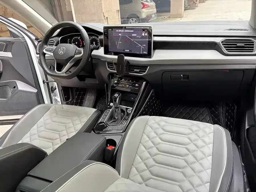 Volkswagen Tayron Tanyue 2023 330TSI 2WD Luxury Plus Advanced Edition 2023 — миниатюра 2