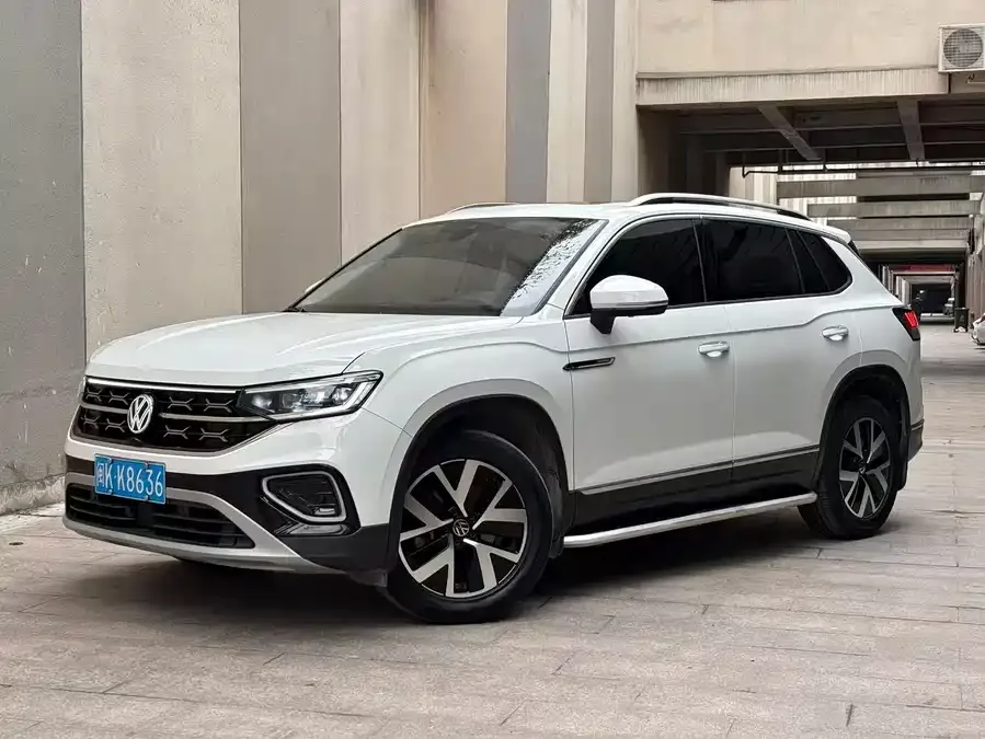 Volkswagen Tayron Tanyue 2023 330TSI 2WD Luxury Plus Advanced Edition 2023 — фото 1, купить с доставкой в Москву