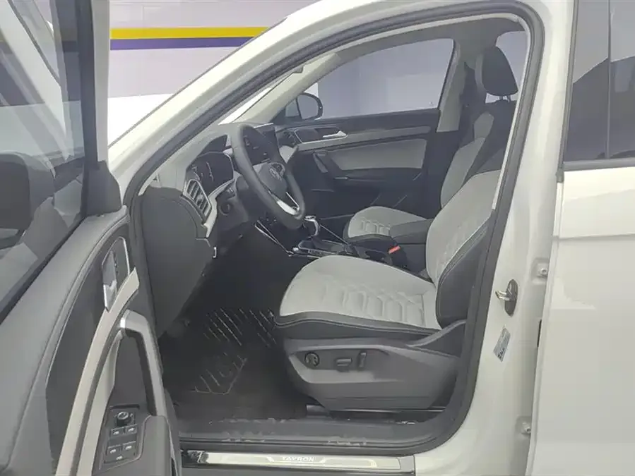 Volkswagen Tayron Tanyue 2026 300 million selected model 300TSI 2025 — миниатюра 3
