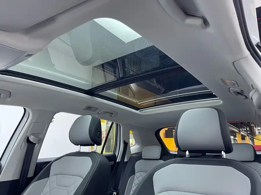 Volkswagen Tayron Tanyue 2026 300 million selected model 300TSI 2026 — миниатюра 4