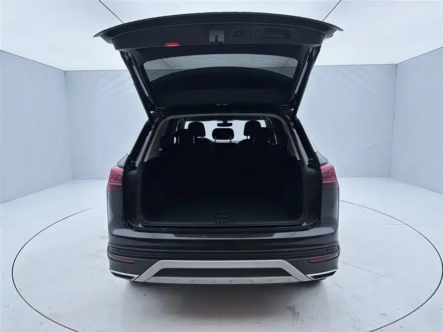 Volkswagen Tayron Tanyue 2022 280TSI 2WD Luxury Smart Edition 2022 — миниатюра 3