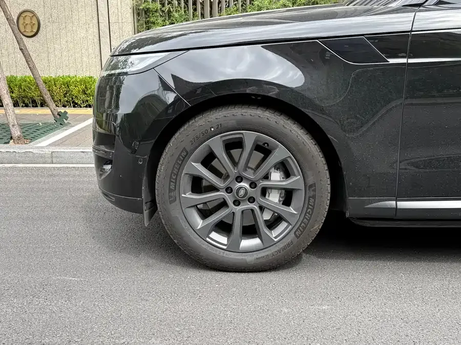 Land Rover Range Rover Sport Range Rover Sport 2024 360PS S 2024 — миниатюра 4