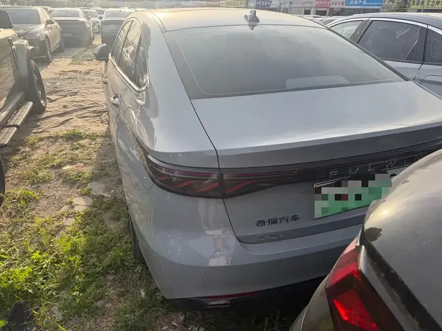 Chery Fengyun A8L Fengyun A8L 2025 1.5TGDI 145km Luxury Edition 2025 — миниатюра 2