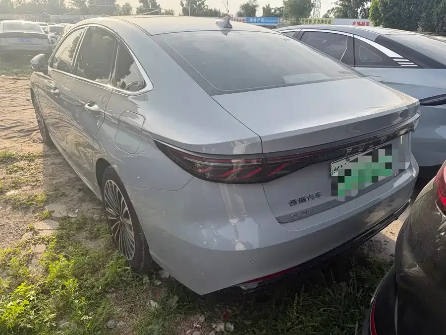 Chery Fengyun A8L Fengyun A8L 2025 1.5TGDI 145km Luxury Edition 2025 — миниатюра 4