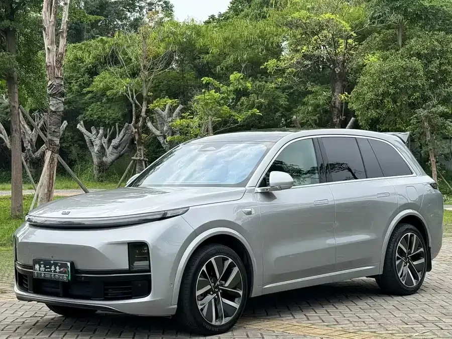Li Xiang L8 2023
